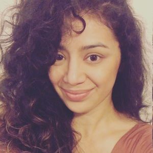 Meet your Posher, Andrea